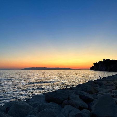 Luxurious Holiday Home In Makarska With Jacuzzi 외부 사진