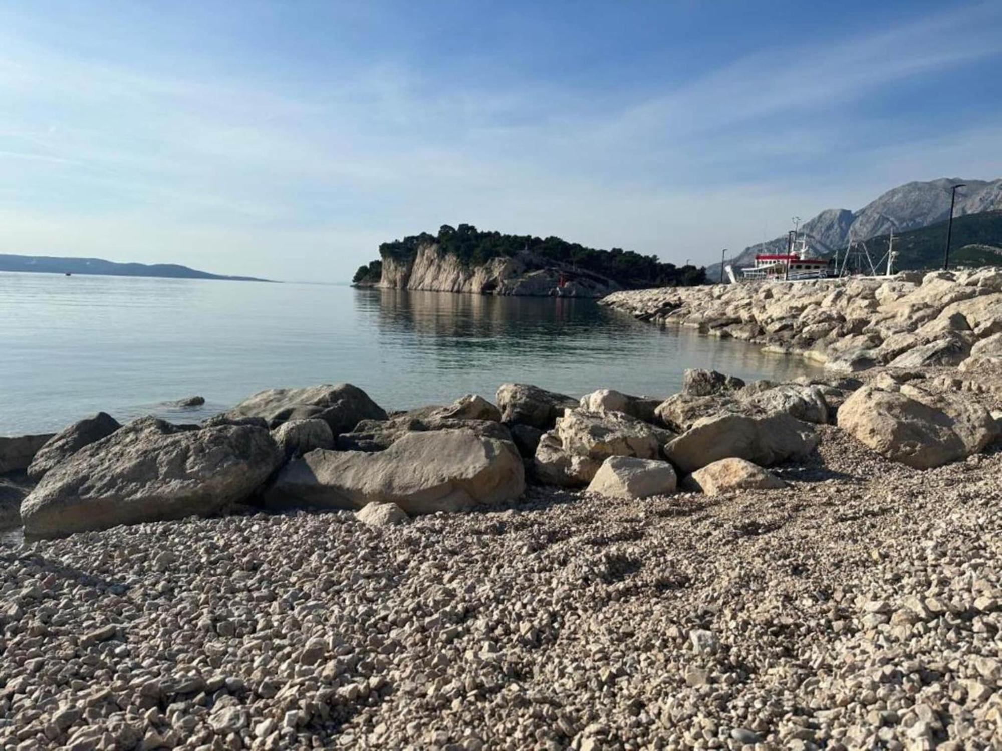 Luxurious Holiday Home In Makarska With Jacuzzi 외부 사진