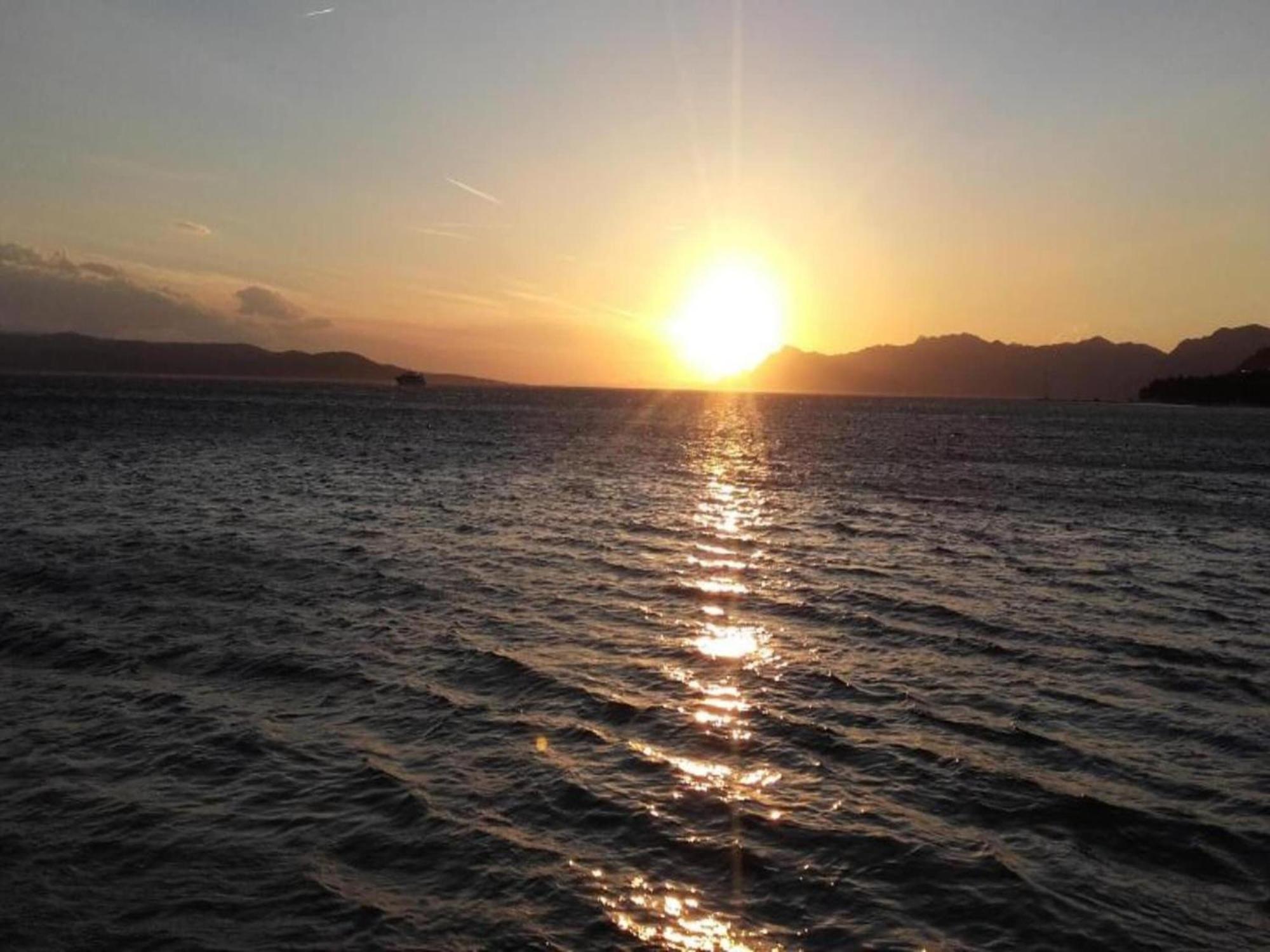 Luxurious Holiday Home In Makarska With Jacuzzi 외부 사진